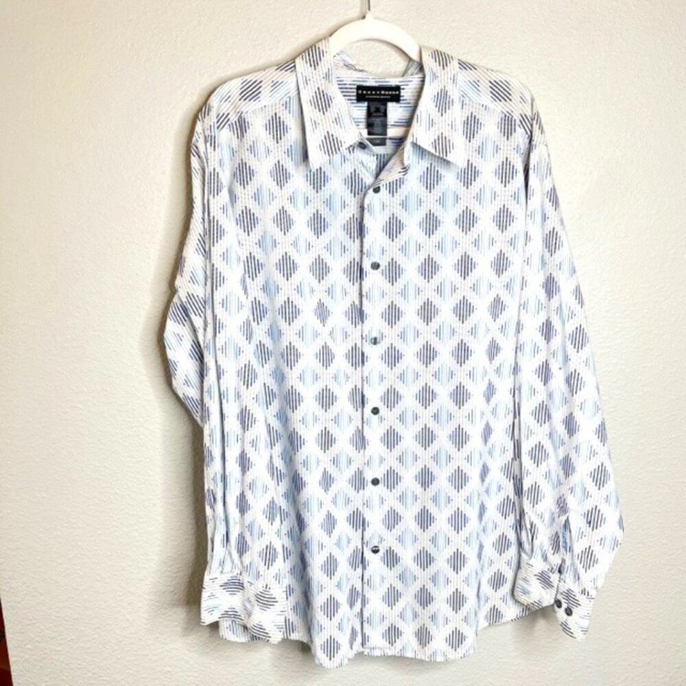 Liz Claiborne C.H. Mens XXL Button Down Shirt White Blue Ikat Print Cotton L/S